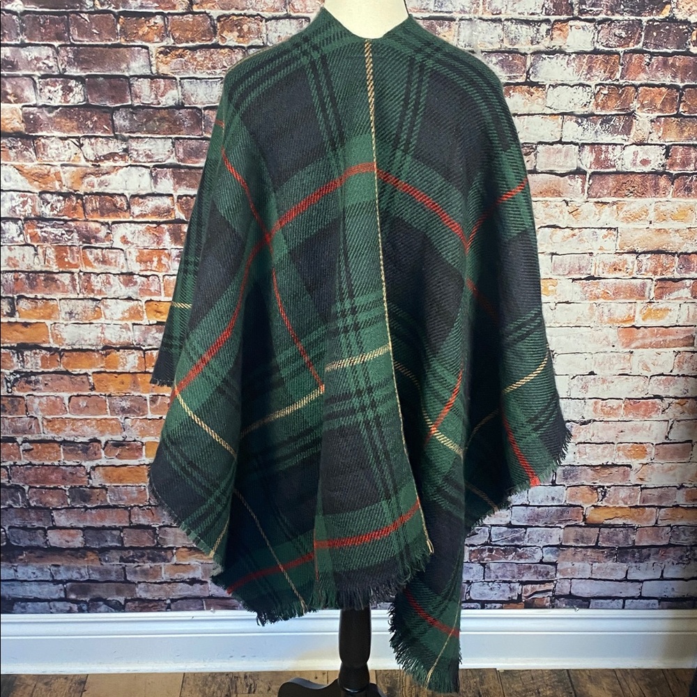 LA Express Acrylic Plaid Tartan Green Navy Versatile Wrap Shawl One Size - Picture 8 of 12